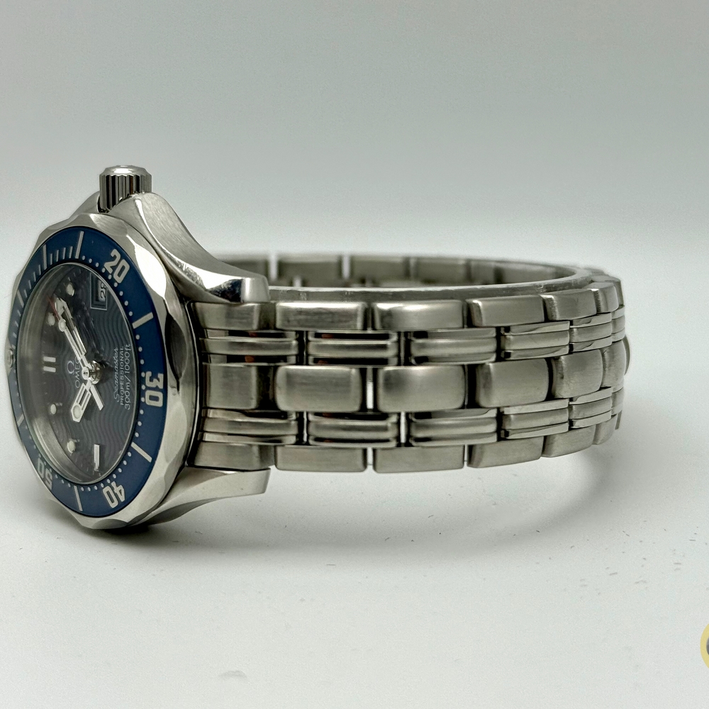 Omega Seamaster Professional 300M Lady 
